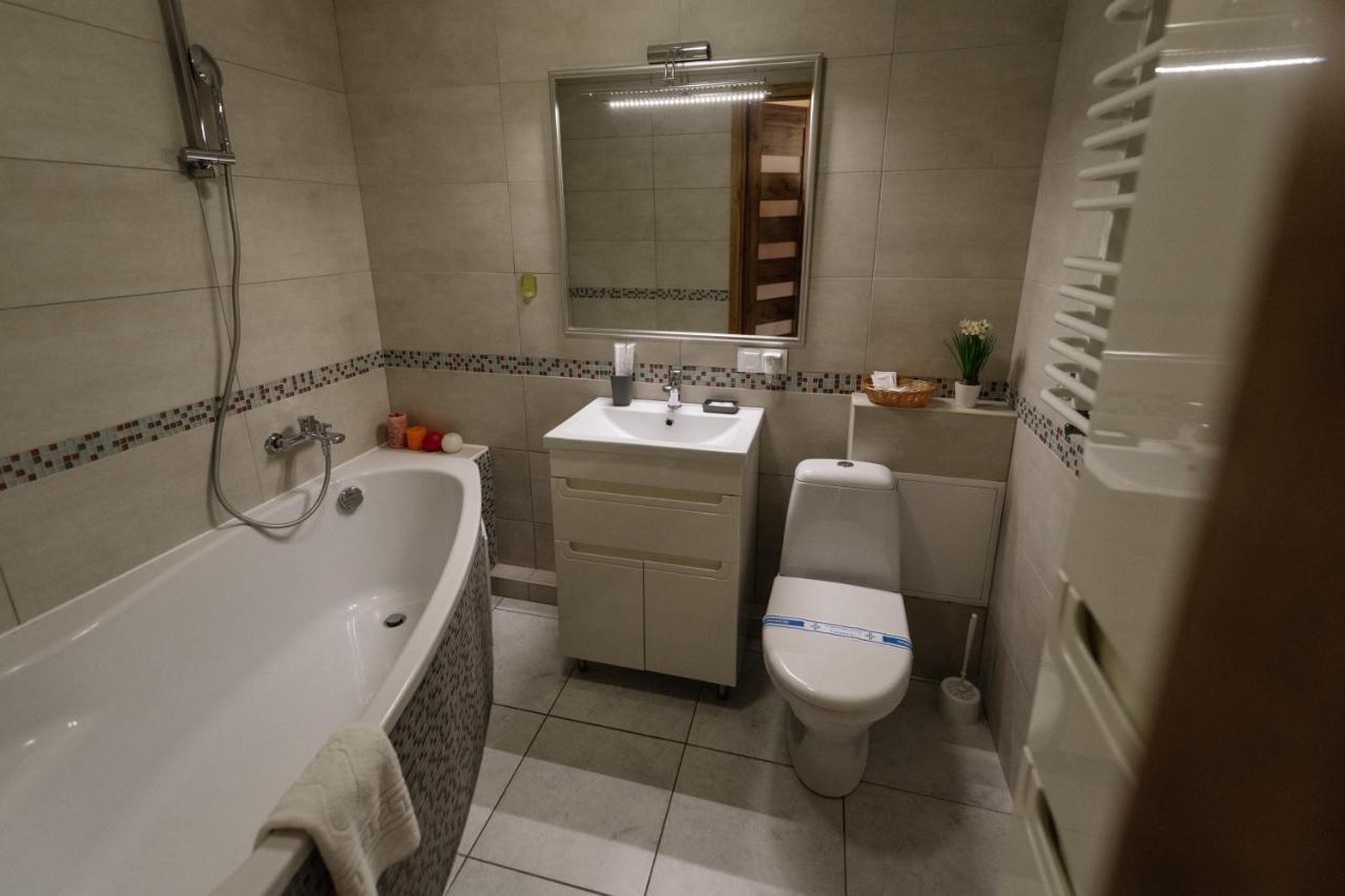 тиха та комфортна Apartment *